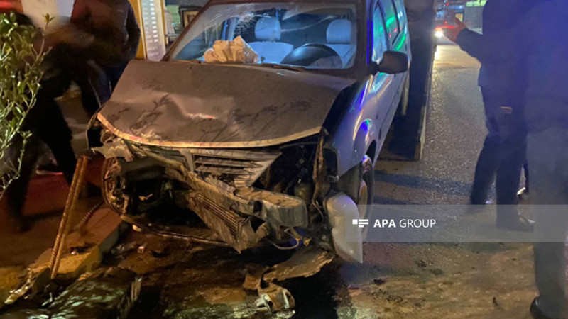 Zabratda baş vermiş yol qəzasında 3 nəfər yaralanıb