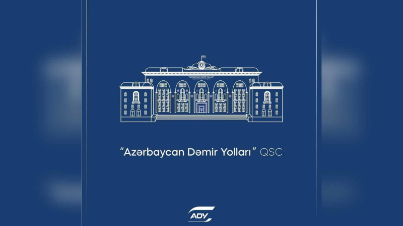 Bakıda adam qatarın altında qalıb