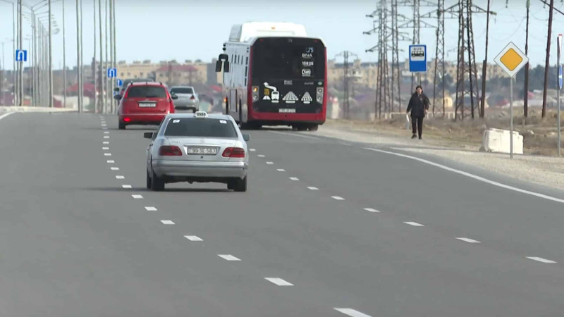 Zığ-Hövsan yolunun üstündə avtobus dayanacağı qıtlığı yaşanır