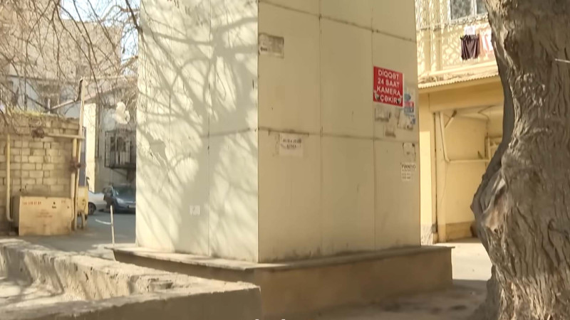 Bakıda bir mənzilə xidmət edən liftin sirli məqamları