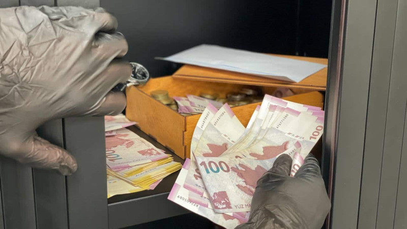 Lökbatanda mağazadan oğurluq edilib