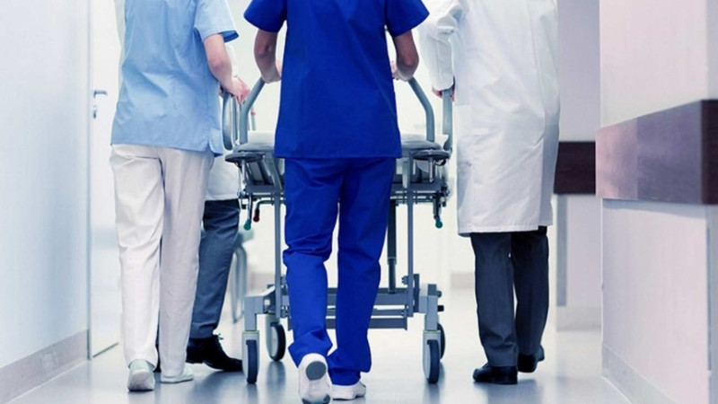 Xəzər rayonunda yol-nəqliyyat hadisəsi baş verib