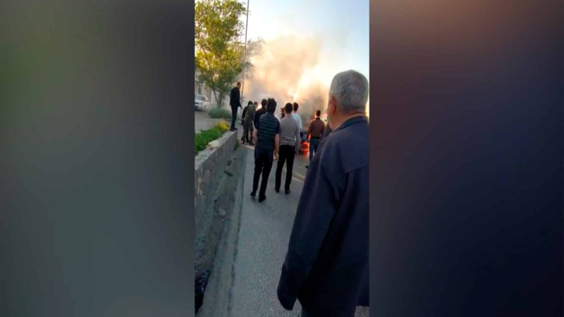 Bakıda avtomobil yanıb