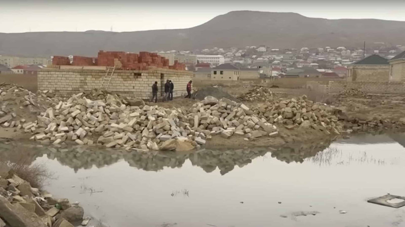 Lökbatan gölü torpaqla doldurularaq yaşayış sahəsinə çevrilir