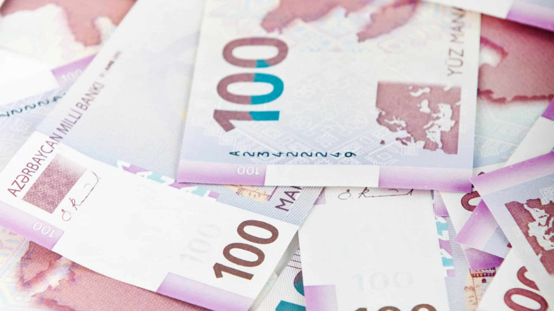 Bakıda 8000 AZN oğurlayan şəxsə 3 il həbs cəzası verilib