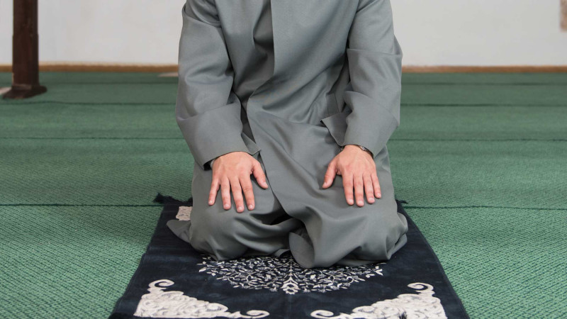 Təzəpir və Əjdərbəy məscidlərində bayram namazı qılınıb