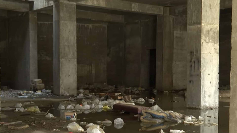 Xətaidə 14 il ərzində yarımçıq vəziyyətdə qalan tikili narkomanların məskəninə çevrilib