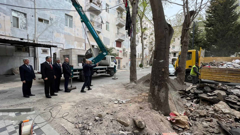 Səməd Vurğun küçəsində bina abadlaşır