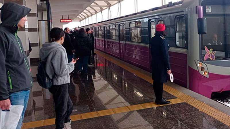 “Xocəsən” metrosundan istifadə edənlər şikayət edirlər