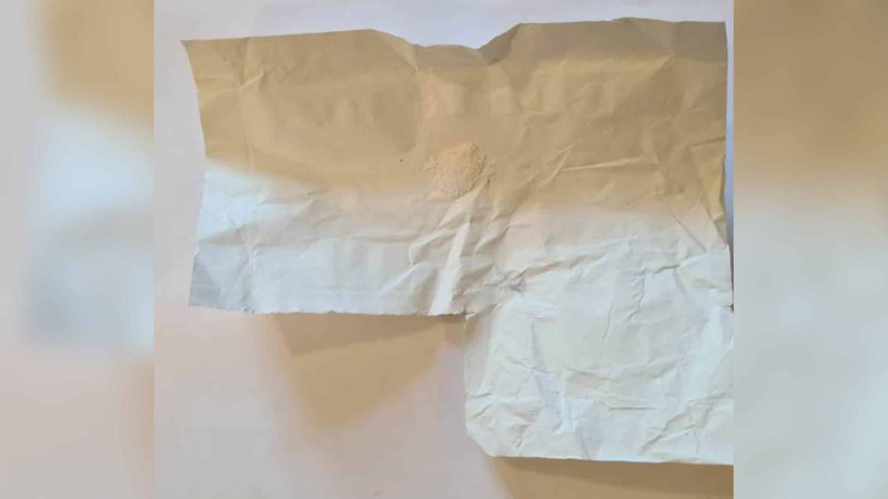 Bakıda ana oğlu üçün həbsxanaya “patı” gətirib