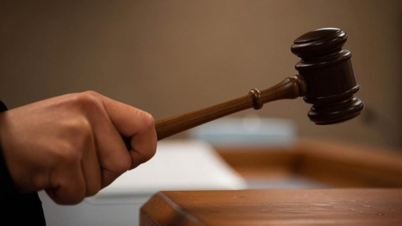 Bakıda dələduz olduğu üzə çıxan cütlüyə hökm oxunub
