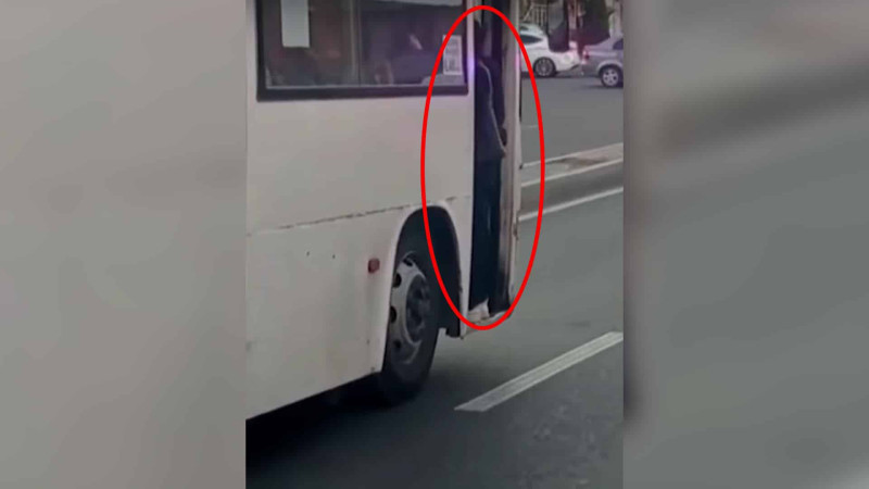 Bakının avtobusları sərnişinlərin həyatını təhlükəyə atır