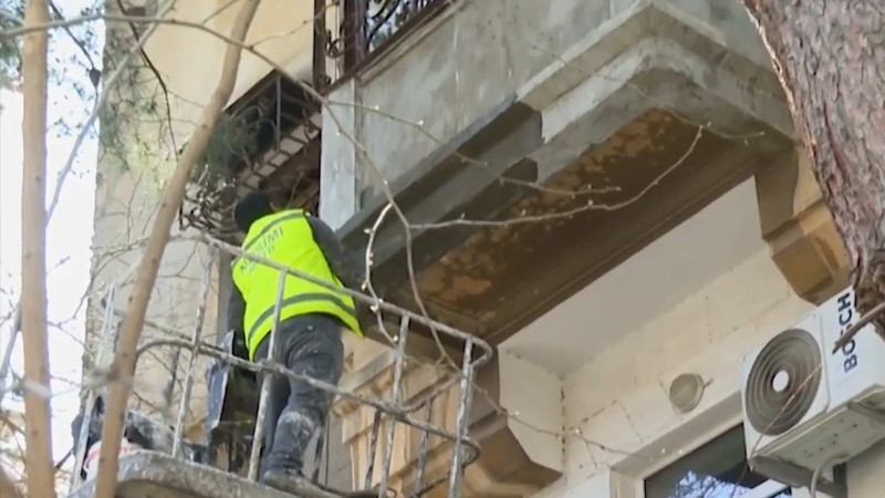 Bakıda minlərlə təhlükəli eyvan mövcuddur