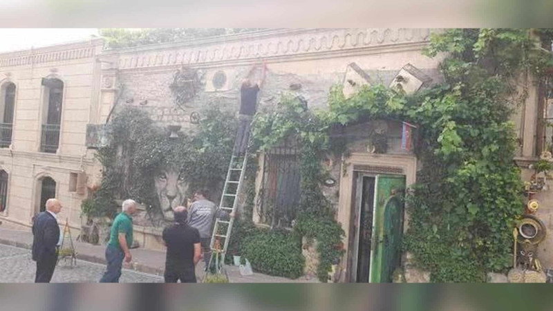 Bakıda narazılıq yaradan abidə söküldü