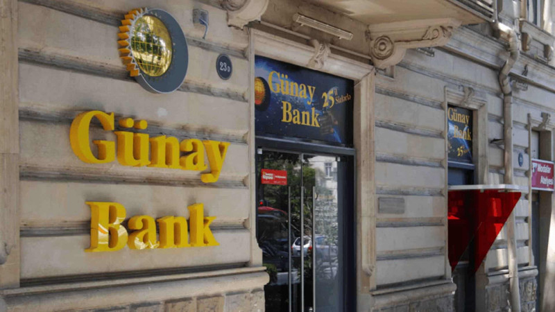 Azərbaycanda daha bir bank tarixə qovuşdu