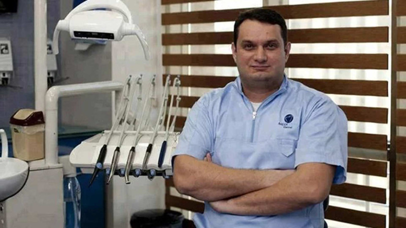 Bakıda rüşvət aldığı üçün həbs olunan baş həkim vaxtından əvvəl azad olunubм
