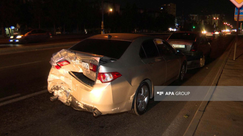 Nizami rayonunda “Range Rover” zəncirvari qəza törədib: yaralanan var