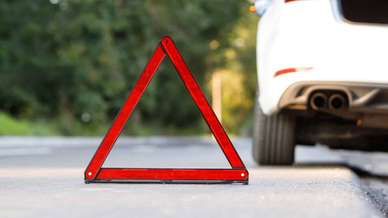 Xəzərdə gənc oğlanı avtomobil vurub