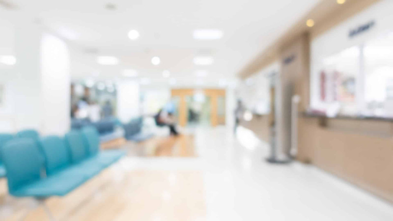 Bakı klinikalarında qanun pozuntusu tapılıb