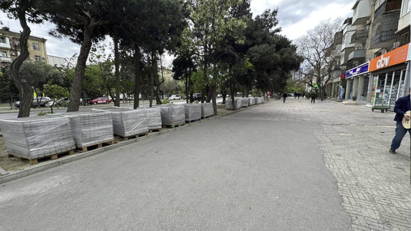 “Nərimanov” metrosunun qarşısı təmir olunur