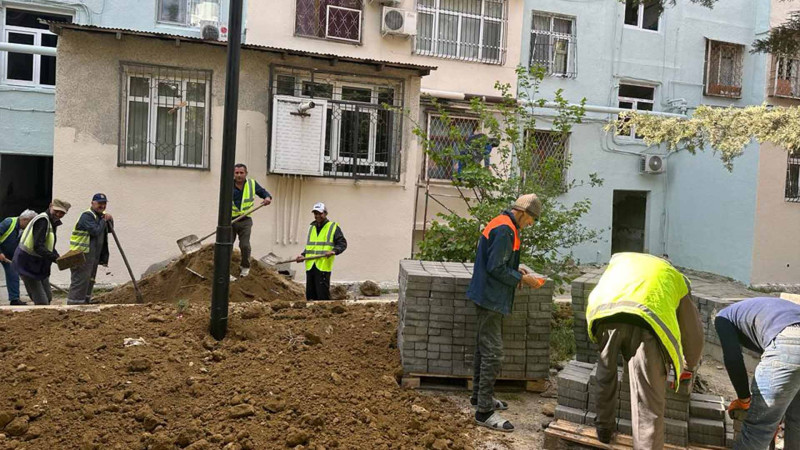 Nəsimi rayonunda növbəti məhəllə əsaslı təmir olunur