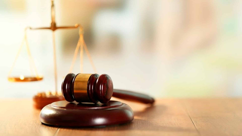 Paytaxtda arvadını qətlə yetirməkdə təqsirləndirilən şəxsin məhkəməsi başlayır