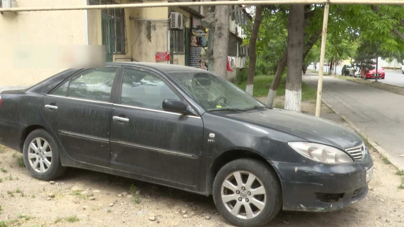Bakıda 6 aydır sürülməyən avtomobilə cərimə gəlib
