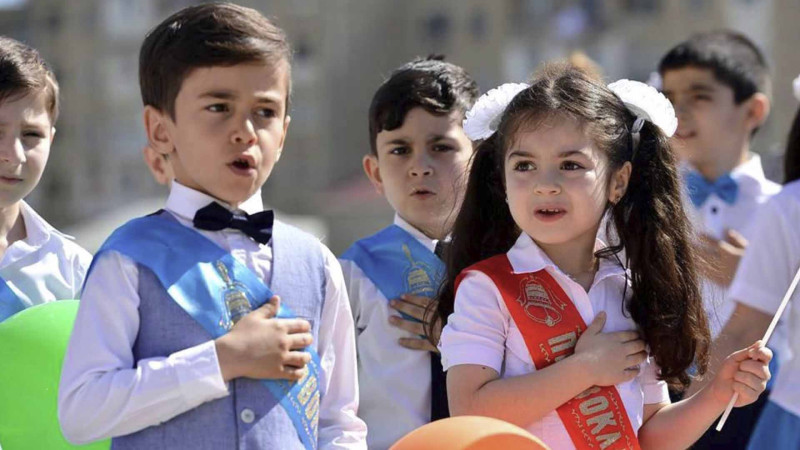 Bakı məktəblərinə müraciət edənlərin sayı açıqlanıb