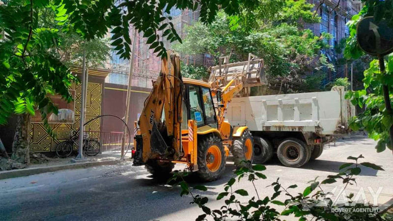 Nərimanov rayonu: Firdovsi Məmmədov küçəsi təmir olunur