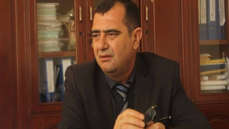 Əməkdar müəllim vəfat edib