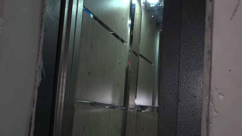 Bakıxanov qəsəbəsində içidolu lift 7-ci mərtəbədən zirzəmiyə düşüb