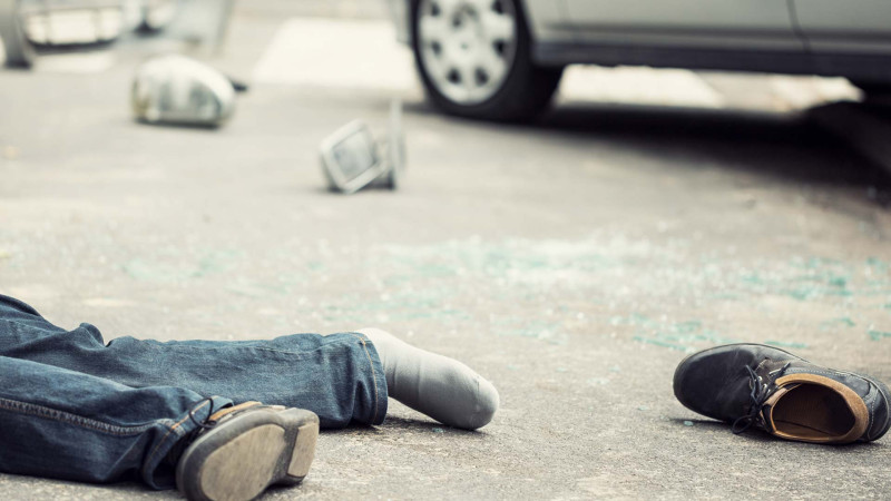 Nərimanov rayonunda polis əməkdaşı yol qəzasına düşüb