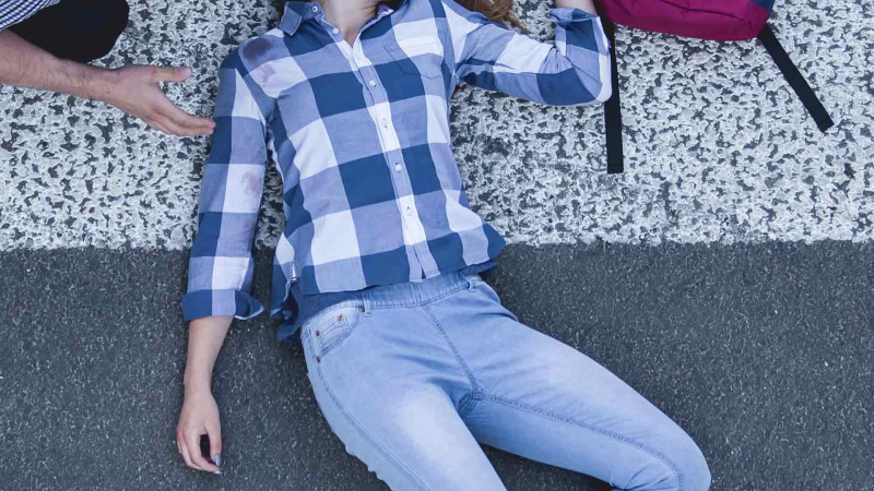 Xətai rayonunda 20 yaşlı qız yol qəzasında yaralanıb