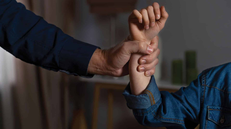 14 yaşlı qıza qarşı seksual zorakılıq edən iki nəfərdən biri onun öz doğma qardaşı olub - İDDİA - YENİLƏNİB