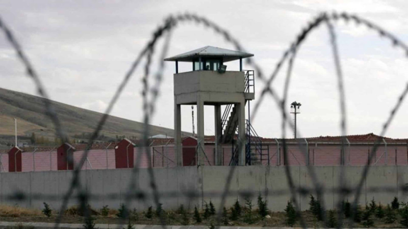 Bakıdakı həbsxanada məhkum dünyasını dəyişib