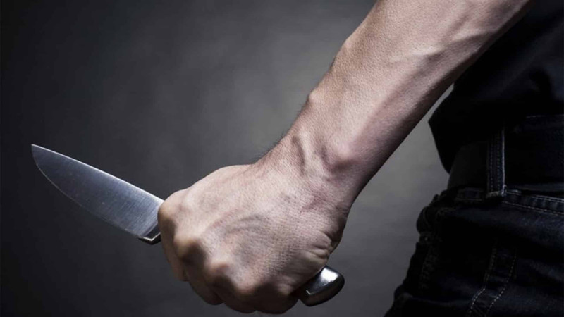 Bakıxanov qəsəbəsində 11 yaşlı oğlan bıçaqlanıb