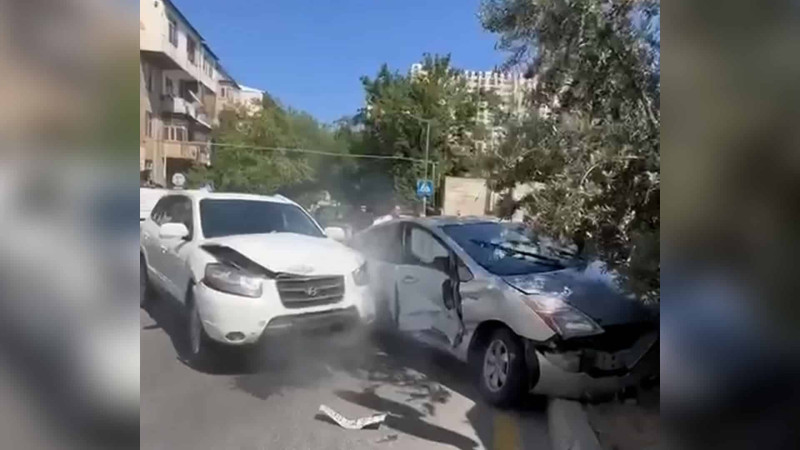 Nizami rayonunda yol qəzası baş verib - VİDEO