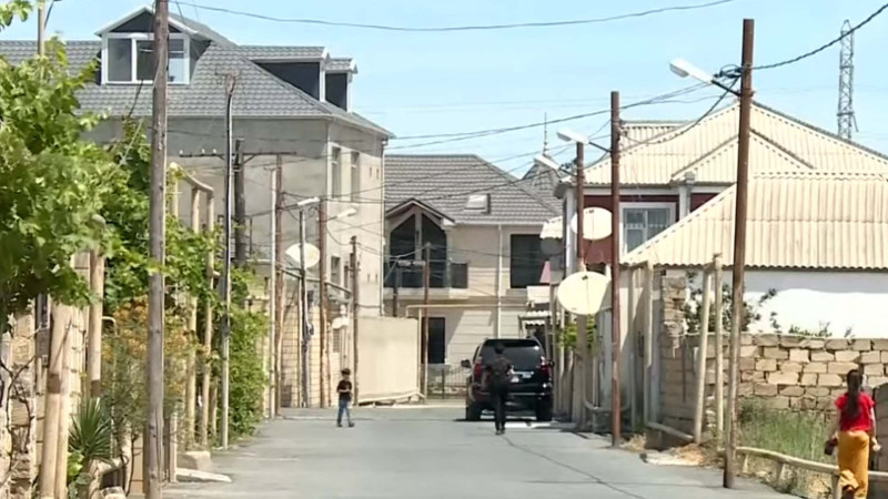 Binəqədi rayonunda yeni salınan yaşıyış massivində məktəb yoxdur