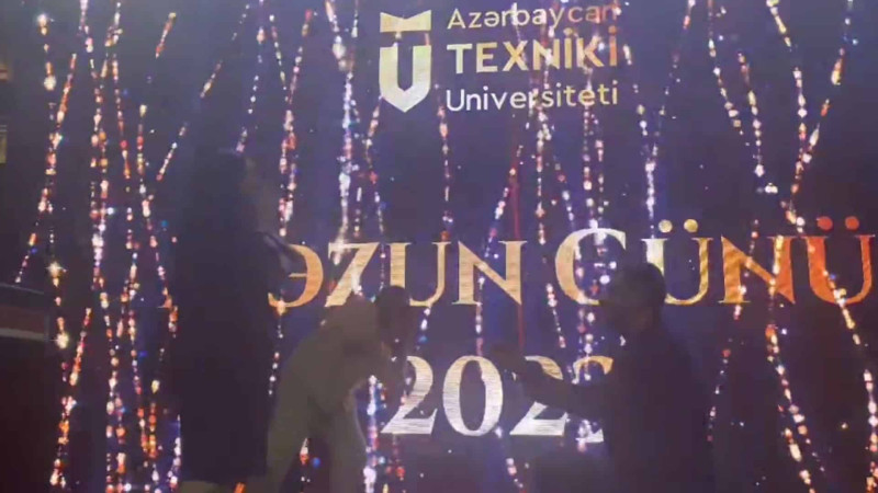 Azərbaycan Texniki Universitetinin məzun günündə evlilik təklifi