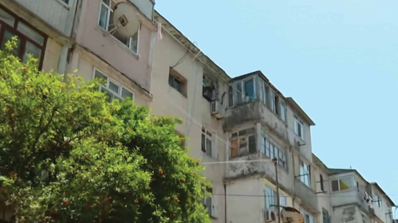 İçərisinə girmək belə təhlükəli olan bina