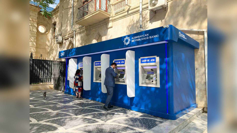 Nizamidə bir nəfər ödəmə terminalını zədələyib