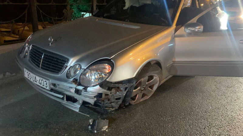 Babək prospektindəki körpüdə yol qəzası baş verib