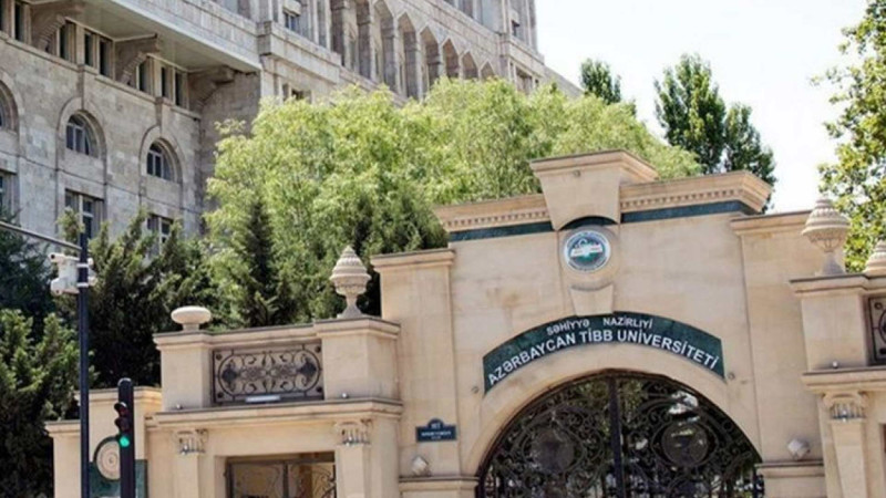Bakı universitetlərindən birində 389 əcnəbi tələbə məzun olub