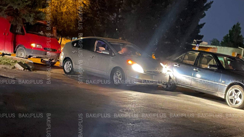 Nərimanov rayonunda 2 avtomobil toqquşub