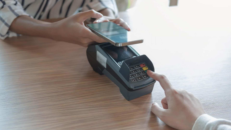 Bakı-Sumqayıt qatarlarında biletlər “Apple pay” və “Google pay”lə da almaq mümkün olacaq