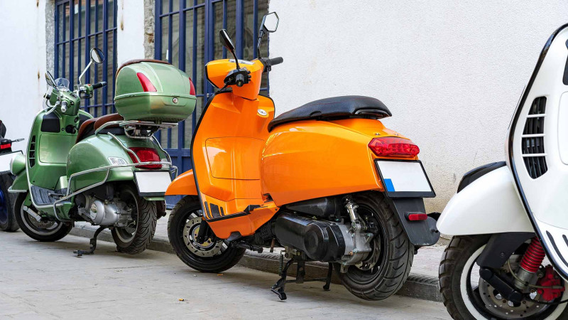 Baş DYP İdarəsi moped sürücülərinə müraciət edib