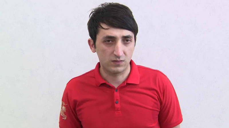 Sosial şəbəkələrdə dələduzluqla məşğul olan kişi saxlanılıb