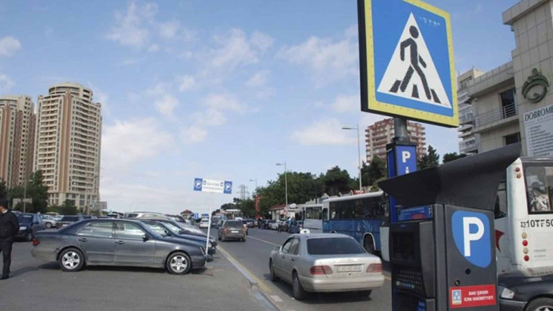 Bakıda parklanma ödənişləri ancaq nağdsız olacaq