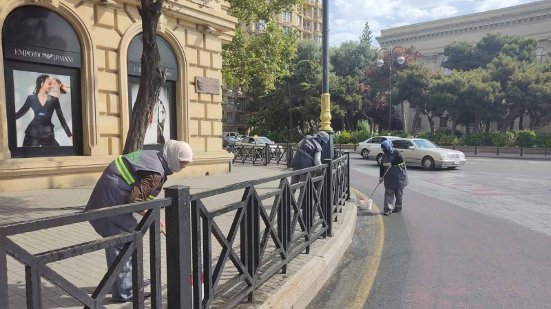 Səbail rayonunda təmizlik işləri aparılır