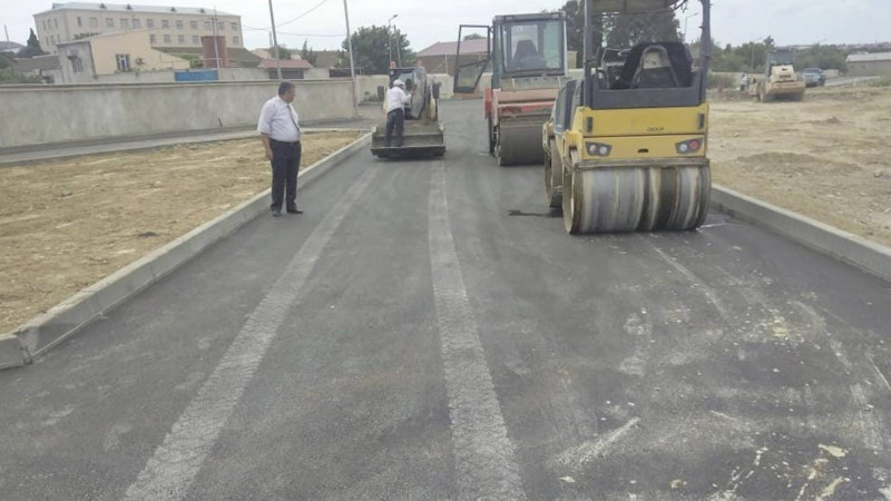 Suraxanıda növbəti küçə asfaltlanır